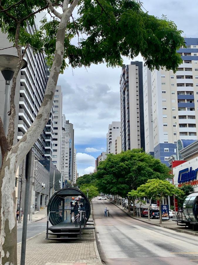 505 - Apartamento Lindo, Amplo E Decorado, Mobiliario Moderno, Cozinha Completa Com Utensilios , Excelente Vista Da Cidade E Localizacao Privelegiada No Bairro Bigorrilho Proximo De Shopping E Parques 库里提巴 外观 照片